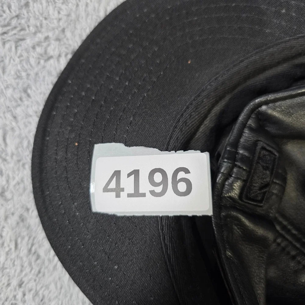 New Era Mens Size 8 59FIFTY Fitted Hat Black Leather St Louis Cardinals Tonal